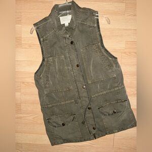 Hinge Khaki Utility Vest